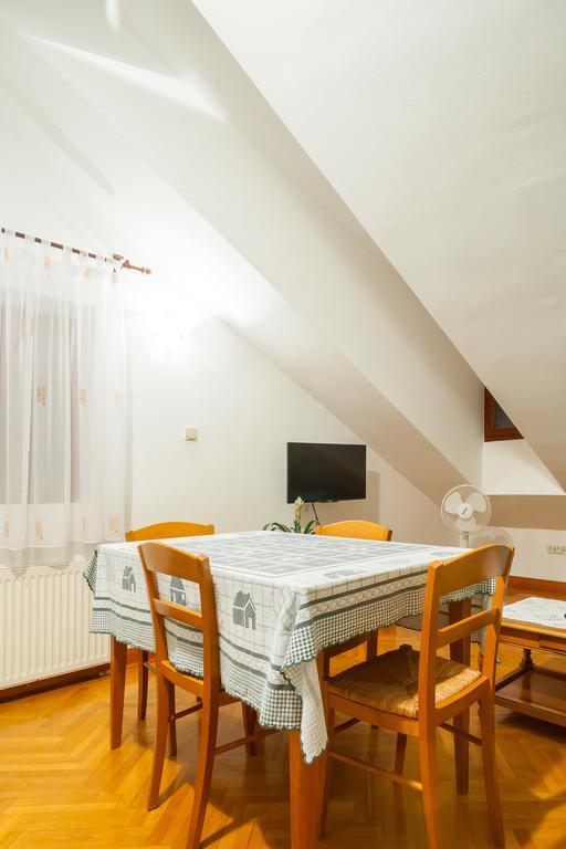 Villa & Apartments Perasto Экстерьер фото