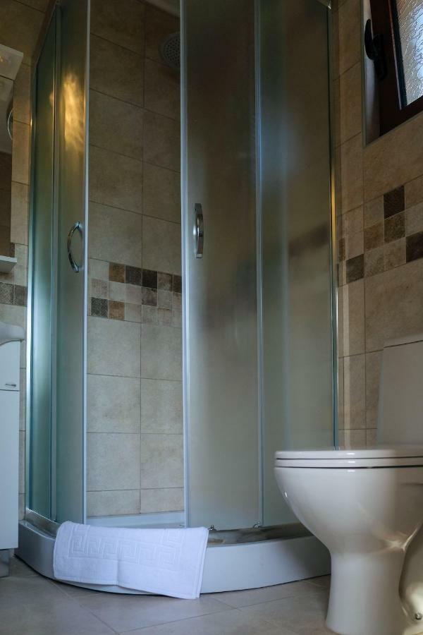 Villa & Apartments Perasto Экстерьер фото